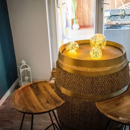 Aux 3 Nuances Privatives & Oda ve Kahvaltı *